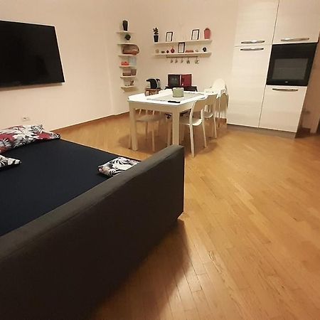 Interno5 Apartment Bari Bagian luar foto