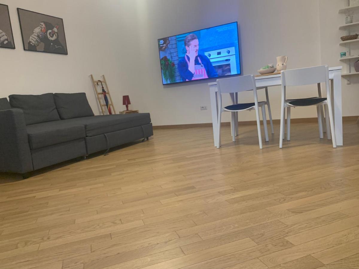 Interno5 Apartment Bari Bagian luar foto